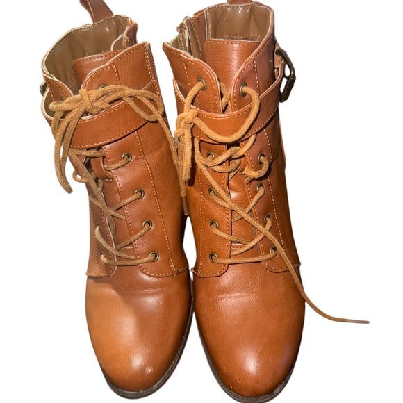 Shoes - Witchy Women's Tan Lace-Up Ankle Boots